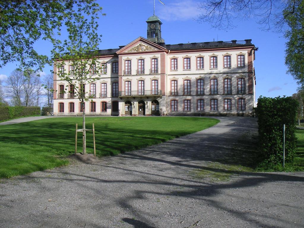 Tullgarns Vardshus Bed and Breakfast Vagnhärad Exterior foto
